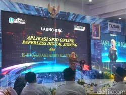 Luncurkan Aplikasi SP2D Online, Ini Harapan Gubernur Khofifah
