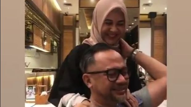 Tampil berhijab, Kesha Ratuliu membuat Indra Brasco menangis