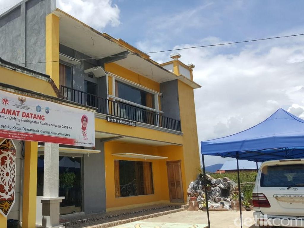 Curhatan Pemilik Hotel di Pedalaman Kalimantan Curhatan Pemilik Hotel di Pedalaman Kalimantan