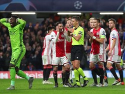 Kemenangan Ajax Dicuri Wasit!