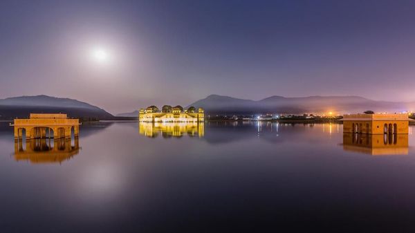 Foto: Istana yang Tenggelam di Negeri Bollywood
