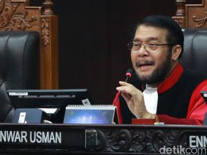 Cerita Ketua MK Anwar Usman Ditawari Gelar Profesor Cerita Ketua MK Anwar Usman Ditawari Gelar Profesor