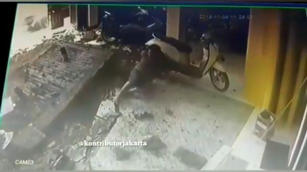 Septic tank meledak