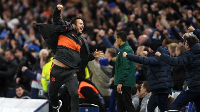 Frank Lampard merayakan comeback Chelsea saat menghadapi Ajax Amsterdam (Foto: Mike Hewitt/Getty Images) Frank Lampard merayakan comeback Chelsea saat menghadapi Ajax Amsterdam (Foto: Mike Hewitt/Getty Images)