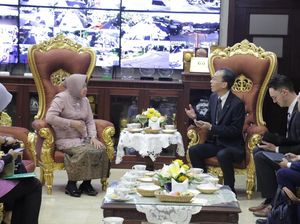 Wawali Fukuoka Jepang Undang Risma Hadir di Asia Pacific Cities Summit 2020