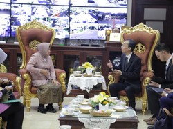 Wawali Fukuoka Jepang Undang Risma Hadir di Asia Pacific Cities Summit 2020