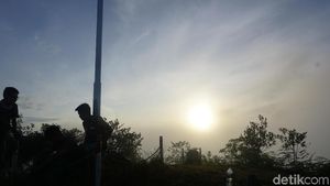 Foto: Berburu Sunrise di Pedalaman Kalimantan Utara