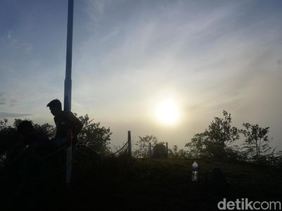 Foto: Berburu Sunrise di Pedalaman Kalimantan Utara