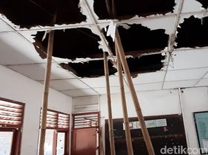 Atap SD di Gunungkidul Ini Nyaris Roboh, Kelas Pindah ke Bekas Gudang