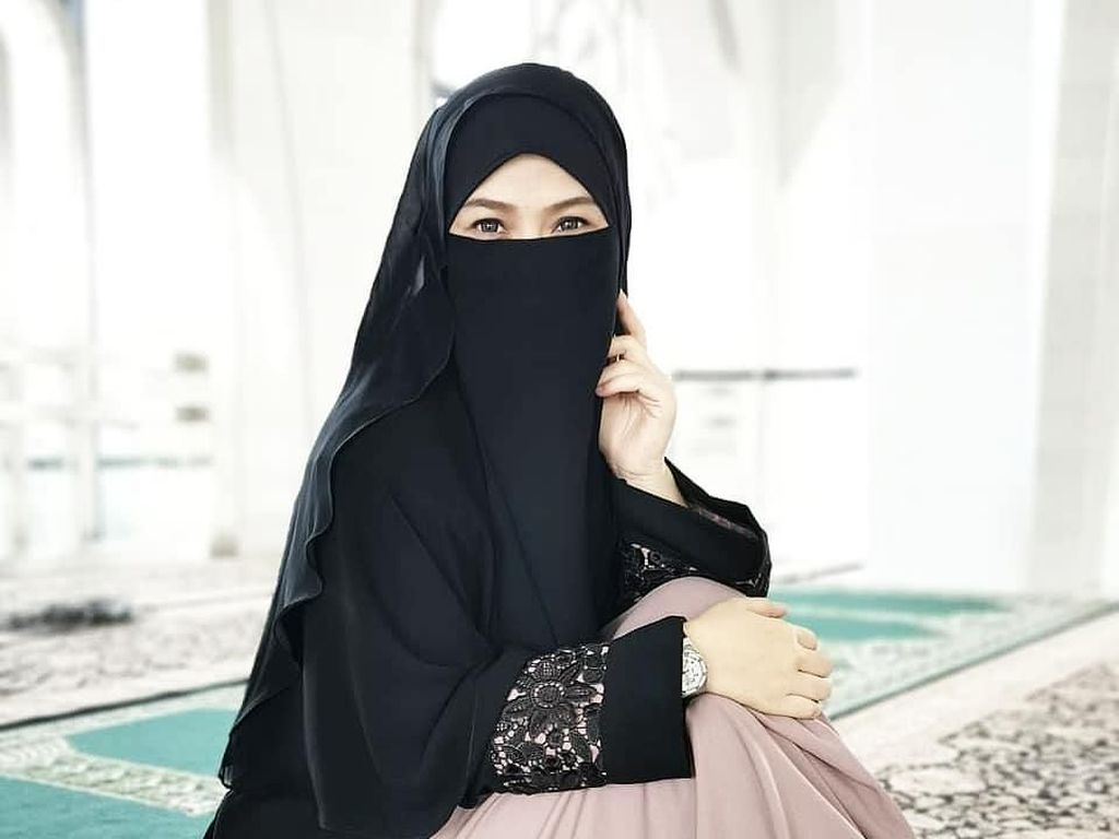 Ini Diana Nurliana, Desainer Bercadar yang Pamer Karya di Amerika Serikat Ini Diana Nurliana, Desainer Bercadar yang Pamer Karya di Amerika Serikat