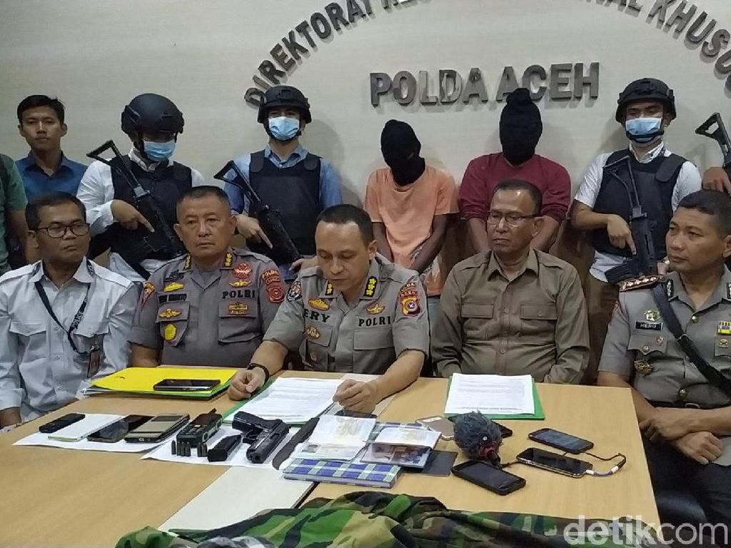Pimpinan Kelompok yang Bikin Video Kemerdekaan Aceh Darussalam Ditangkap Pimpinan Kelompok yang Bikin Video Kemerdekaan Aceh Darussalam Ditangkap
