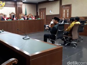 Eks Bupati Lampung Tengah Mustafa Ngaku Dimintai Uang untuk Bayar Utang Eks Bupati Lampung Tengah Mustafa Ngaku Dimintai Uang untuk Bayar Utang