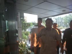Luhut Panggil Prabowo hingga Budi Karya, Bahas Apa?