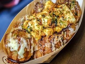 Ngemil Sore Takoyaki Aneka Isi Khas Jepang di 5 Tempat Ini Ngemil Sore Takoyaki Aneka Isi Khas Jepang di 5 Tempat Ini