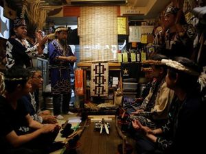 Jepang Dirikan Kompleks Penghormatan Suku Ainu Jepang Dirikan Kompleks Penghormatan Suku Ainu