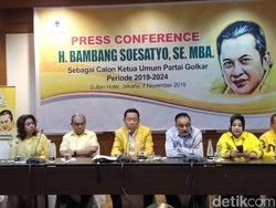 Jokowi Puji Airlangga Ketum Top Golkar, Pro-Bamsoet Tak Masalah