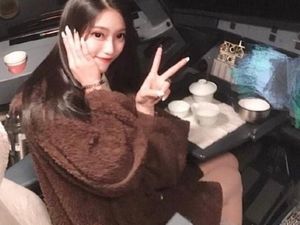 Duh, Pilot Ini Dipecat karena Persilakan Penumpang Minum Teh di Kokpit!