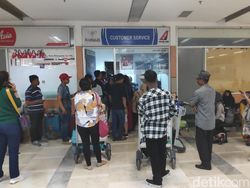 Ratusan Penumpang Sriwijaya Air Telantar di Bandara Makassar