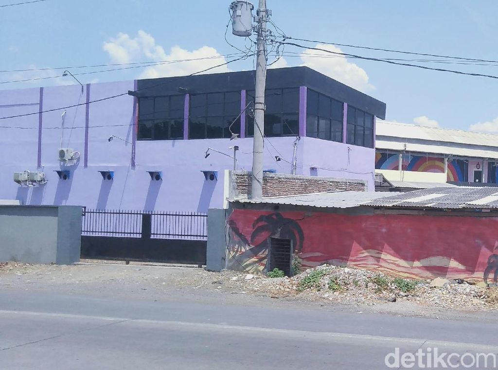 Polemik Karaoke di Demak, Satpol PP: Segel di 36 Tempat Dirusak Polemik Karaoke di Demak, Satpol PP: Segel di 36 Tempat Dirusak