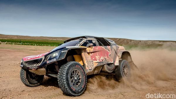Mobil Reli Ini Pakai Mobil yang Dijual di Indonesia