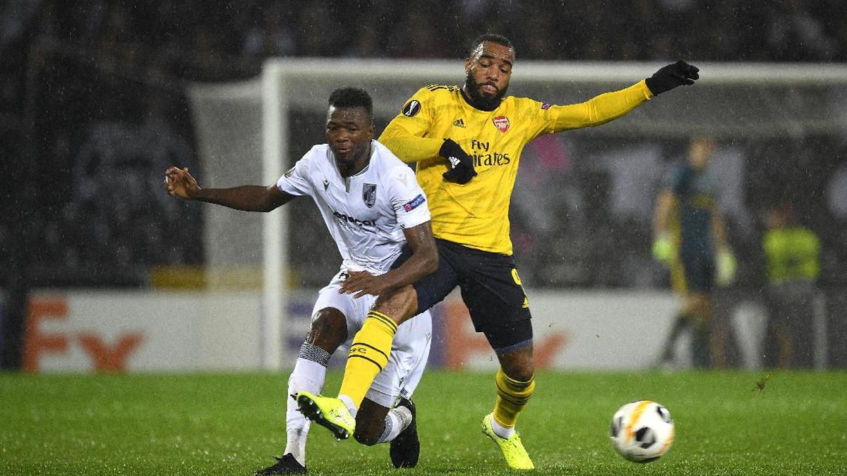 Arsenal imbang 1-`dengan Vitoria Guimaraes. (Foto: Octavio Passos/Getty Images)