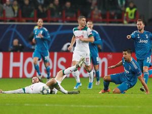 Lokomotiv vs Juventus: Bianconeri Menang 2-1, Lolos ke Fase Gugur Lokomotiv vs Juventus: Bianconeri Menang 2-1, Lolos ke Fase Gugur
