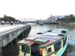 Asyiknya Menyusuri Sungai Martapura Banjarmasin