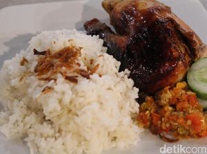 Bikin Ngiler! Ayam Panggang Jumbo di M Bloc Space Bikin Ngiler! Ayam Panggang Jumbo di M Bloc Space