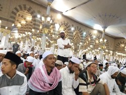 Kesan Mendalam Marbut dan Majelis Taklim DKI Ibadah di Kota Nabi