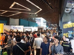 Mereka yang Rela Antre di Urban Sneaker Society 2019 dari Subuh