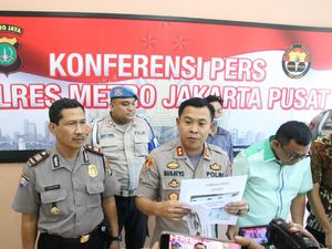 Penyiram 6 Anjing Pakai Soda Api di Jakpus Jadi Tersangka Penyiram 6 Anjing Pakai Soda Api di Jakpus Jadi Tersangka