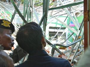 Siswa Korban SDN Gentong yang Ambruk Kini Mulai Ceria