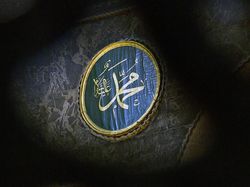 Kisah Mukjizat Nabi Muhammad SAW: Membelah Bulan Jadi 2