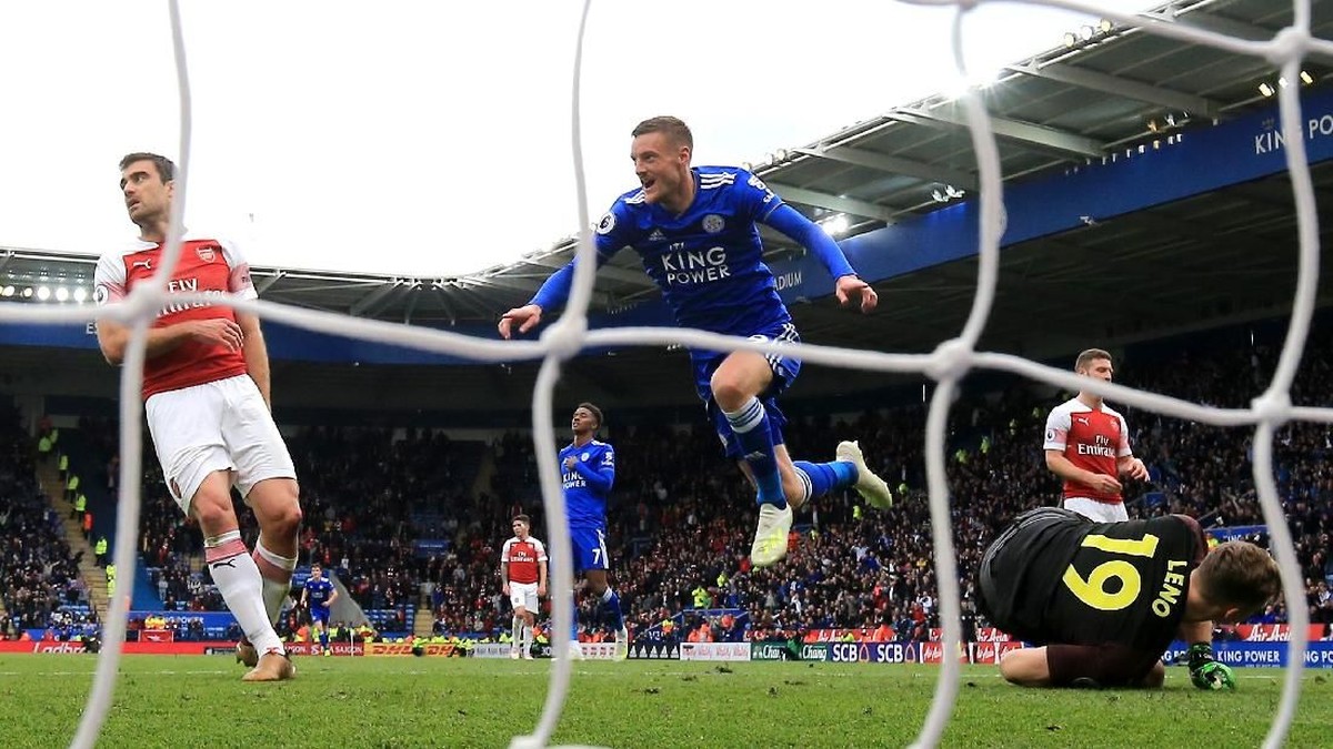 Striker Leicester City Jamie Vardy rajin mencetak gol ke gawang Arsenal (Foto: Marc Atkins/Getty Images)