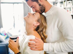 Istri Perlu Tahu...Ini Alasan Libido Suami Memuncak di Pagi Hari