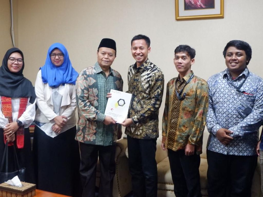 HNW Bakal Jadi Pembicara di Depan Para Pemuda Islam dari 57 Negara HNW Bakal Jadi Pembicara di Depan Para Pemuda Islam dari 57 Negara