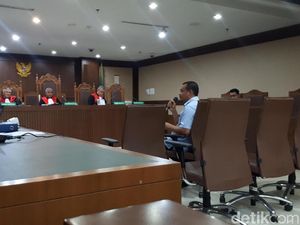 Cerita Nelayan Penyuap Gubernur Kepri: Urus Izin Harus Ada Biaya Cerita Nelayan Penyuap Gubernur Kepri: Urus Izin Harus Ada Biaya