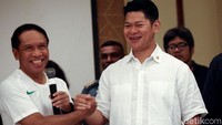 Ketua Komite Olimpiade Indonesia (KOI) Raja Sapta Oktohari juga nampak hadir untuk memberikan semangat dan juga dukungan kepada Timnas U-23.