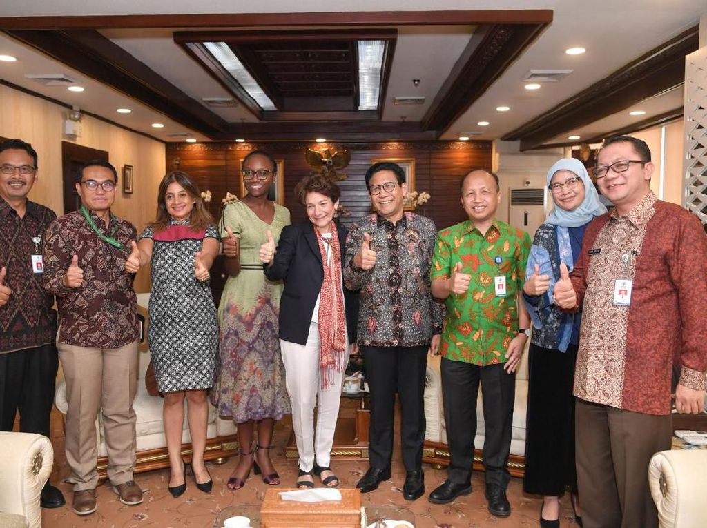 Mendes Ajak Bank Dunia Buat Tongkat Ajaib untuk Atasi Stunting Mendes Ajak Bank Dunia Buat Tongkat Ajaib untuk Atasi Stunting