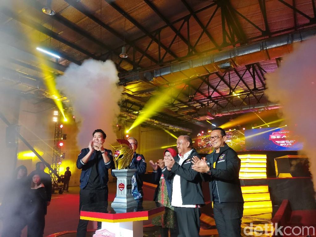 Lomba Free Fire, Dota 2 dan PUBG Ini Berhadiah Rp 2,4 Miliar Lomba Free Fire, Dota 2 dan PUBG Ini Berhadiah Rp 2,4 Miliar