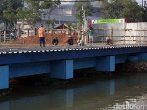 Pembangunan Jembatan di Kawasan Kalimalang Terus Dikebut