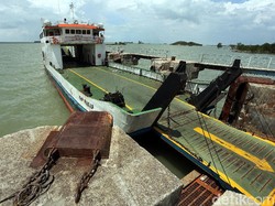 Pintu Masuk Karimun Besar Lewat Pelabuhan Roro