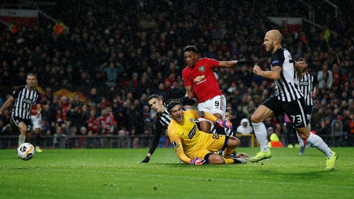 MU lolos ke fase knockout Liga Europa usai mengalahkan Partizan Belgrade 3-0. Foto: Andrew Yates / Reuters MU lolos ke fase knockout Liga Europa usai mengalahkan Partizan Belgrade 3-0. Foto: Andrew Yates / Reuters