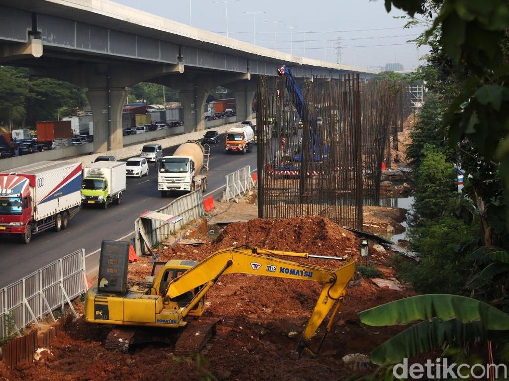 Dituduh Bikin Banjir Tol Japek, KCIC Berdalih Dituduh Bikin Banjir Tol Japek, KCIC Berdalih