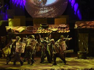 Teater Koma Pentaskan Lakon Berusia 40 Tahun dengan Gaya Kekinian Teater Koma Pentaskan Lakon Berusia 40 Tahun dengan Gaya Kekinian