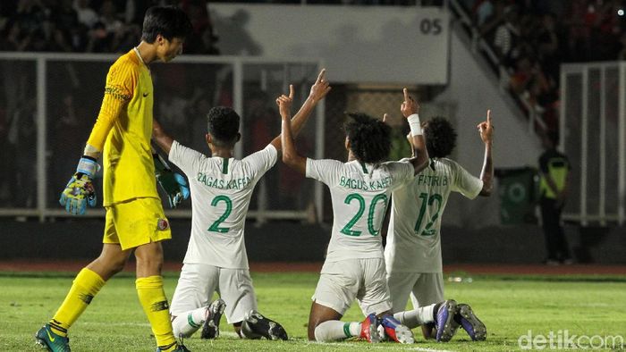 Timnas Indonesia mengejar tiket Piala Asia U-19 malam nanti (Rifkianto Nugroho/deetikSport) Timnas Indonesia mengejar tiket Piala Asia U-19 malam nanti (Rifkianto Nugroho/deetikSport)