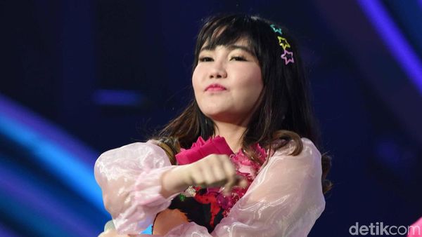 Ini Via Vallen Bukan Sih?