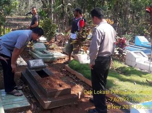 Geger Puluhan Makam Digali di Bagian Kepala, Polisi Bentuk Tim Khusus