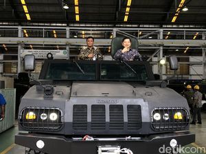 Ke Pindad, Kepala Bappenas Jajal Komodo Ke Pindad, Kepala Bappenas Jajal Komodo