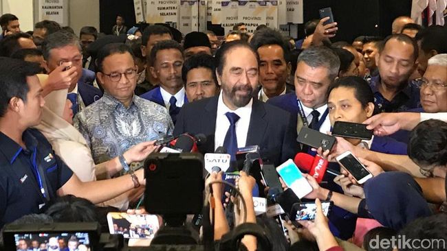 Saat Surya Paloh Sapa Anies 'Adik' Saat Surya Paloh Sapa Anies 'Adik'